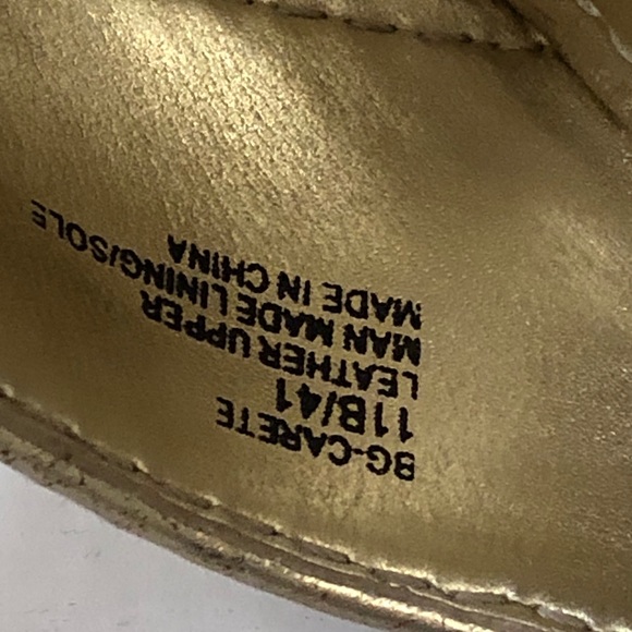 SOLD ❤️BCBGeneration Gold Metallic Wedges 11 - Picture 4 of 8